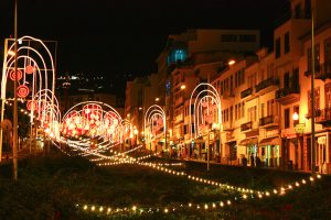 Funchal op Madeira is wereldberoemd om zijn kerstverlichting (Madeira Live via Google)